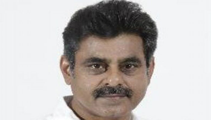 തെലങ്കാനയില് തിരിച്ചടി നേരിട്ട് ടി.ആര്.എസ്; വിശ്വേശ്വര് റെഡ്ഡി പാര്ട്ടി വിട്ടു തെലങ്കാനയില് തിരിച്ചടി നേരിട്ട് ടി.ആര്.എസ്; വിശ്വേശ്വര് റെഡ്ഡി പാര്ട്ടി വിട്ടു