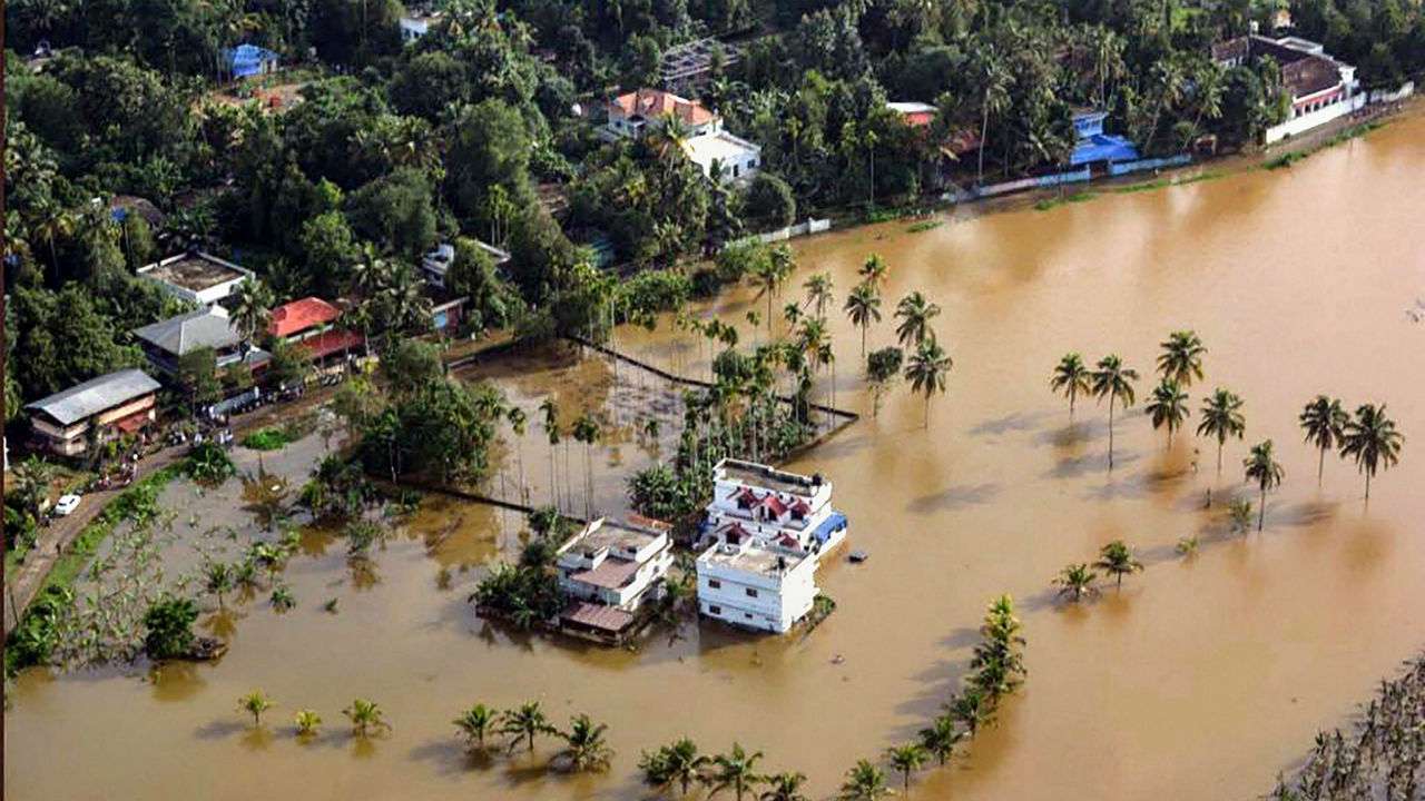 ദുരിതാശ്വാസവുമായി കേന്ദ്ര൦: കേരളത്തിന് 3048.39 കോടി! ദുരിതാശ്വാസവുമായി കേന്ദ്ര൦: കേരളത്തിന് 3048.39 കോടി!