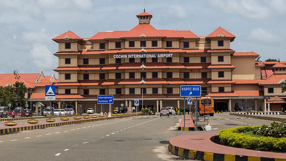 ഭീകരാക്രമണ സാധ്യത മുന് നിര്ത്തി കൊച്ചിയില് സുരക്ഷ ശക്തമാക്കി ഭീകരാക്രമണ സാധ്യത മുന് നിര്ത്തി കൊച്ചിയില് സുരക്ഷ ശക്തമാക്കി