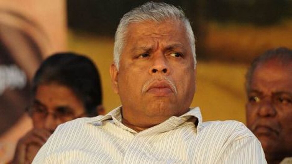പര്ദ ധരിച്ചെത്തുന്നവരെ വോട്ട് ചെയ്യാന് അനുവദിക്കരുത്: എം.വി.ജയരാജന് പര്ദ ധരിച്ചെത്തുന്നവരെ വോട്ട് ചെയ്യാന് അനുവദിക്കരുത്: എം.വി.ജയരാജന്