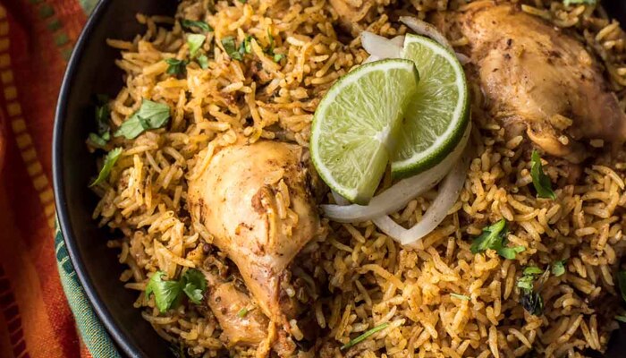ഓണ്ലൈനില് താരമായി ബിരിയാണി!! ഓണ്ലൈനില് താരമായി ബിരിയാണി!!