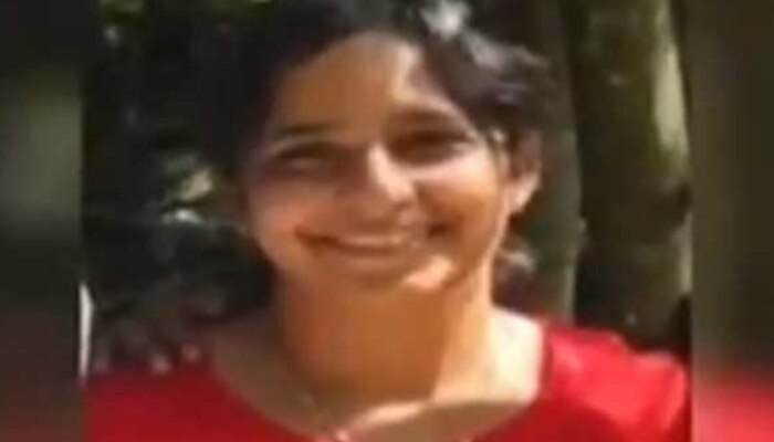 കൂടത്തായി കൊലപാതക പരമ്പര: ജോളിയെ മാത്യുവിന്റെ കൊലപാതക കേസില് അറസ്റ്റ് ചെയ്യും കൂടത്തായി കൊലപാതക പരമ്പര: ജോളിയെ മാത്യുവിന്റെ കൊലപാതക കേസില് അറസ്റ്റ് ചെയ്യും