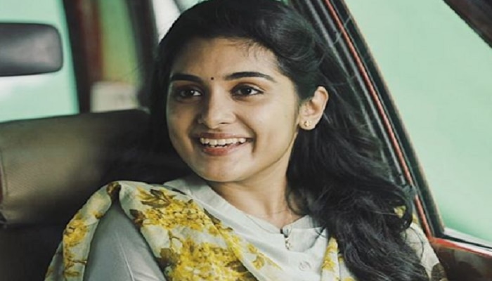 സോഷ്യല് മീഡിയയിലെ കമന്റുകള്ക്ക് ചുട്ടമറുപടിയുമായി നടി! സോഷ്യല് മീഡിയയിലെ കമന്റുകള്ക്ക് ചുട്ടമറുപടിയുമായി നടി!