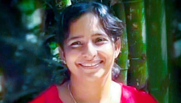 മാനസിക സമ്മര്ദ്ദം; മനോരോഗ വിദഗ്ധനെ കാണണം- ജോളി മാനസിക സമ്മര്ദ്ദം; മനോരോഗ വിദഗ്ധനെ കാണണം- ജോളി
