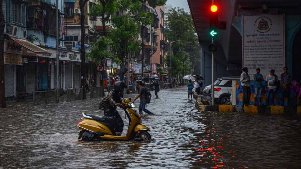 തമിഴ്നാട്ടില് കനത്ത മഴ: മരിച്ചവരുടെ എണ്ണം 22 ആയി തമിഴ്നാട്ടില് കനത്ത മഴ: മരിച്ചവരുടെ എണ്ണം 22 ആയി
