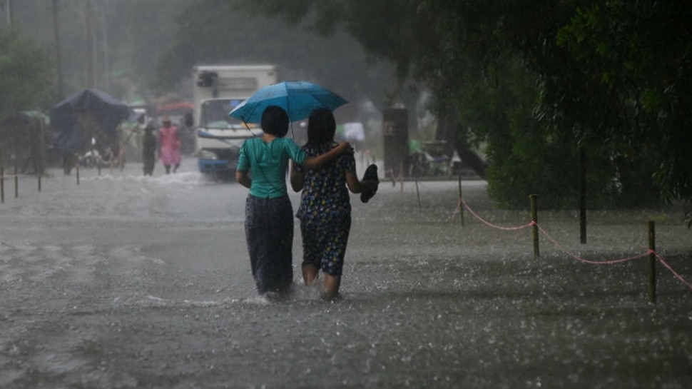 മഴയ്ക്ക് സാധ്യത: മലപ്പുറം ജില്ലയില് ഓറഞ്ച് അലേര്ട്ട് മഴയ്ക്ക് സാധ്യത: മലപ്പുറം ജില്ലയില് ഓറഞ്ച് അലേര്ട്ട്