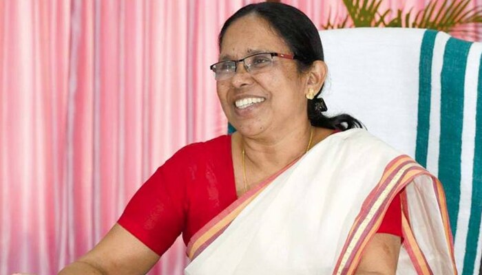 എന്റെ അമ്മയാണല്ലോ ഹീറോ!! എന്നെക്കാള് അമ്മയെ മിസ് ചെയ്യുന്നത് അവളാണ്.. എന്റെ അമ്മയാണല്ലോ ഹീറോ!! എന്നെക്കാള് അമ്മയെ മിസ് ചെയ്യുന്നത് അവളാണ്..