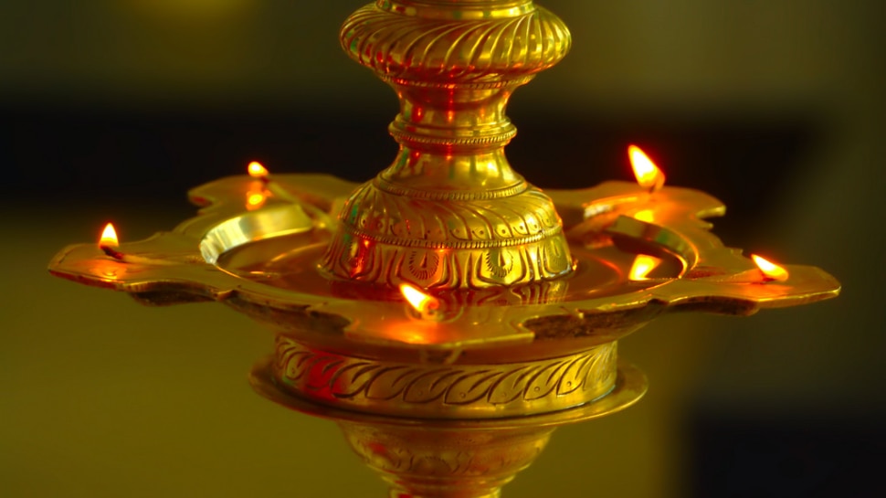 These things to keep in mind when lighting a lamp at home l വീട്ടി