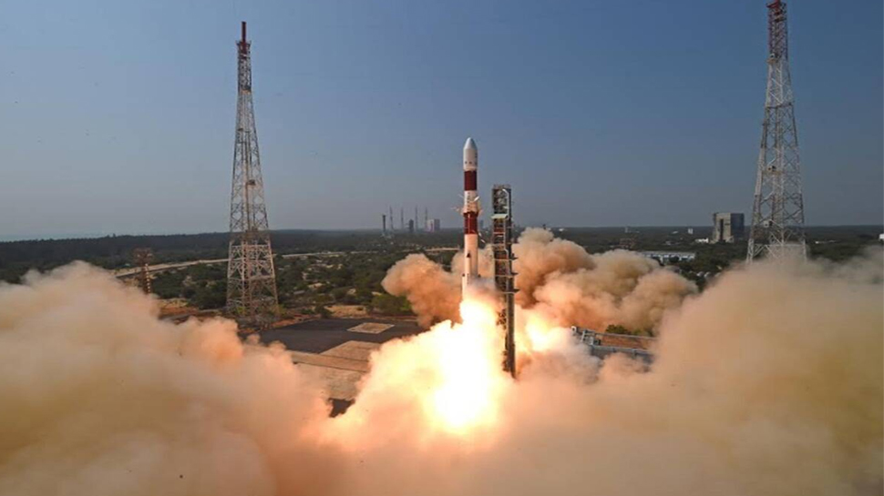 Satellite Launch ന് ഫണ്ടുകൾ കാര്യക്ഷമമായി ഉപയോഗിക്കുന്ന മികച്ച ബഹിരാകാശ ഏജൻസികളിൽ ഒന്നാണ് ISROയെന്ന് LAC പ്രദേശത്തെ വിദഗ്ദ്ധർ Satellite Launch ന് ഫണ്ടുകൾ കാര്യക്ഷമമായി ഉപയോഗിക്കുന്ന മികച്ച ബഹിരാകാശ ഏജൻസികളിൽ ഒന്നാണ് ISROയെന്ന് LAC പ്രദേശത്തെ വിദഗ്ദ്ധർ