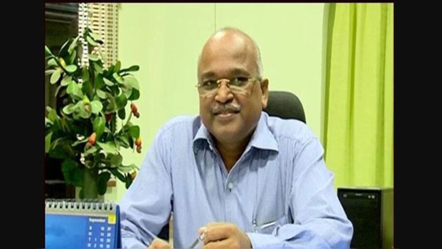ഖാദിബോർഡ് ചെയർമാൻ ശമ്പളം സ്വയം വർധിപ്പിച്ച് ഉത്തരവിട്ടു, നടപടി ധനകാര്യ വകുപ്പിൻറെ അനുമതിയില്ലാതെ