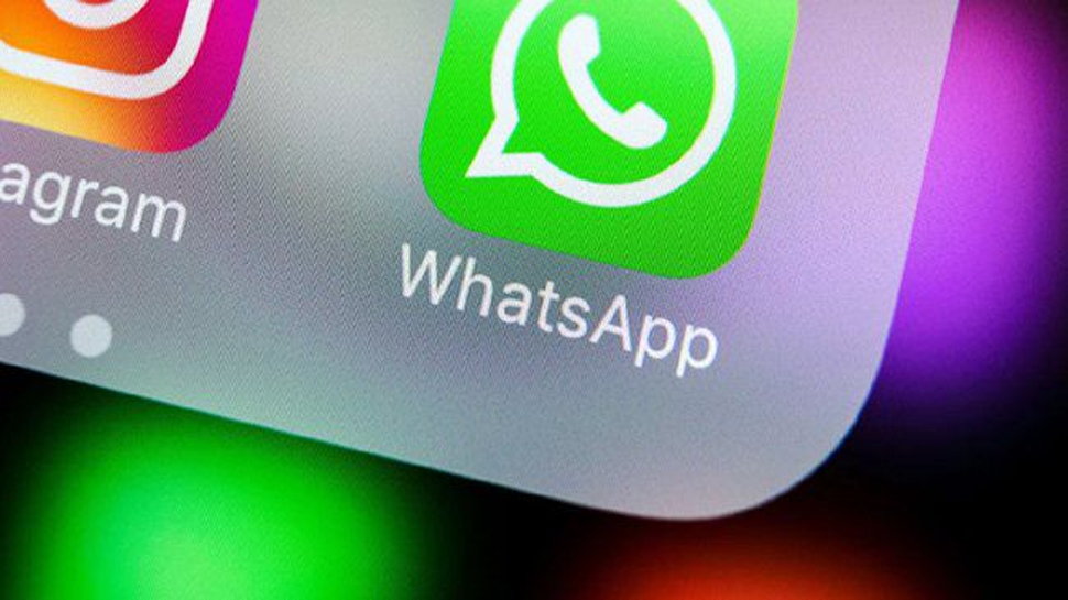 Whats App Complaint: സാമൂഹിക മാധ്യമങ്ങൾ പണിമുടക്കി Whats App Complaint: സാമൂഹിക മാധ്യമങ്ങൾ പണിമുടക്കി