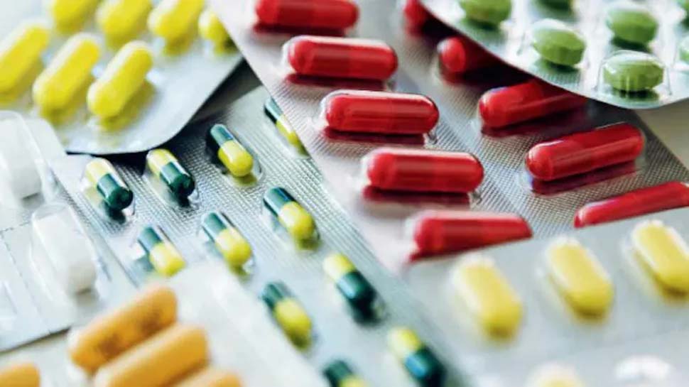 Covid Vaccine: ക്യാപ്സൂൾ രൂപത്തിലാവും, ഉടൻ വാക്സിനെത്തിക്കാൻ നടപടി, തയ്യറാക്കുന്നത് ഇന്ത്യൻ കമ്പനി Covid Vaccine: ക്യാപ്സൂൾ രൂപത്തിലാവും, ഉടൻ വാക്സിനെത്തിക്കാൻ നടപടി, തയ്യറാക്കുന്നത് ഇന്ത്യൻ കമ്പനി