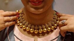 Akshaya Tritiya 2021 : അക്ഷയതൃതീയ ദിനത്തിൽ സ്വർണ്ണം - വെള്ളി നിരക്കിൽ ഇടിവ് 