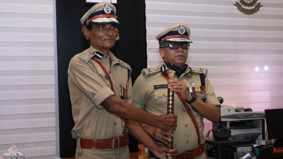 Anil took charge as kerala police chief |  Anil Kanth takes over as state police chief, see pictures