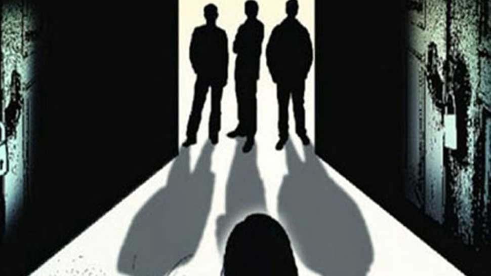 Kerala Rape Cases : കേരളത്തിൽ ഈ വർഷം മെയ് വരെ റിപ്പോർട്ട് ചെയ്തത് 1,513 ബലാത്സംഗ കേസുകൾ, അതിൽ 627 കേസുകൾ ചെറിയ പെൺക്കുട്ടികൾക്കെതിരെ Kerala Rape Cases : കേരളത്തിൽ ഈ വർഷം മെയ് വരെ റിപ്പോർട്ട് ചെയ്തത് 1,513 ബലാത്സംഗ കേസുകൾ, അതിൽ 627 കേസുകൾ ചെറിയ പെൺക്കുട്ടികൾക്കെതിരെ