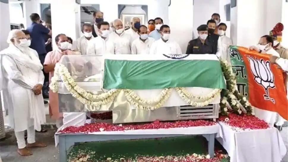 Mortal remains of former UP CM Kalyan Singh will be cremated in Bulandshahr today Kalyan Singh