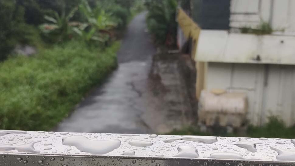 Kerala Rain Alert : ചക്രവാതചുഴി അറബികടലിലേക്ക് കടക്കുന്നു; സംസ്ഥാനത്ത് ഒറ്റപ്പെട്ട  ശക്തമായ മഴയ്ക്ക് സാധ്യത