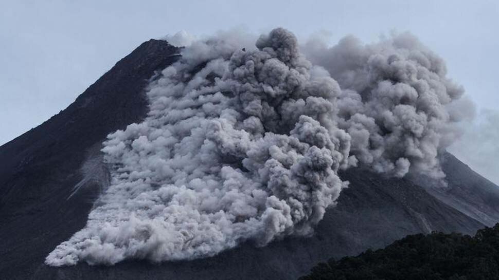 Indonesia Volcano : ഇന്തോനേഷ്യയിൽ അഗ്നിപർവ്വത വിസ്ഫോടനം; 13 മരണം; രക്ഷാപ്രവർത്തനം തുടരുന്നു