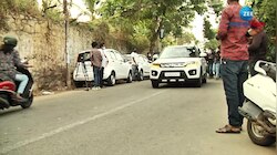 വാവാ സുരേഷ് തിരികെ വീട്ടിലേക്ക് മടങ്ങുന്നു