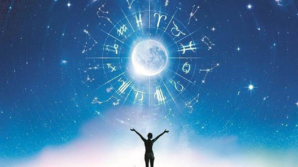 Lucky Zodiac Signs: ഈ 3 രാശിക്കാർ ജനിക്കുന്നതേ രാജയോഗത്തോടെ, ഇതിൽ നിങ്ങളും ഉണ്ടോ? Lucky Zodiac Signs: ഈ 3 രാശിക്കാർ ജനിക്കുന്നതേ രാജയോഗത്തോടെ, ഇതിൽ നിങ്ങളും ഉണ്ടോ?