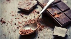 Dark Chocolate: ഡാർക്ക് ചോക്ലേറ്റ് ഹൃദയത്തിന്റെ ആരോഗ്യത്തിന് നല്ലതാണോ? ഹൃദ്രോഗമുള്ളവർ ശ്രദ്ധിക്കണം