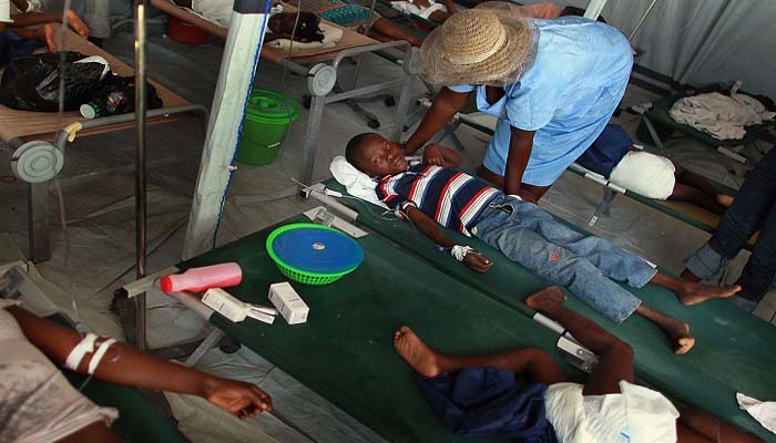 Cholera Outbreak: മഹാരാഷ്ട്രയില് കനത്ത മഴയ്ക്ക് പിന്നാലെ പകര്ച്ചവ്യാധി, അമരാവതി ജില്ലയിൽ കോളറ വ്യാപനം രൂക്ഷം Cholera Outbreak: മഹാരാഷ്ട്രയില് കനത്ത മഴയ്ക്ക് പിന്നാലെ പകര്ച്ചവ്യാധി, അമരാവതി ജില്ലയിൽ കോളറ വ്യാപനം രൂക്ഷം