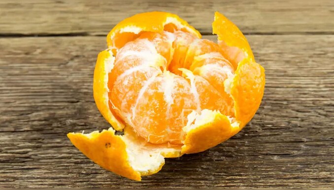 Orange Peel Benefits: ഓറഞ്ച് കഴിച്ചശേഷം തൊലി വലിച്ചെറിയരുത്, ഗുണം അറിഞ്ഞാൽ ഞെട്ടും!
