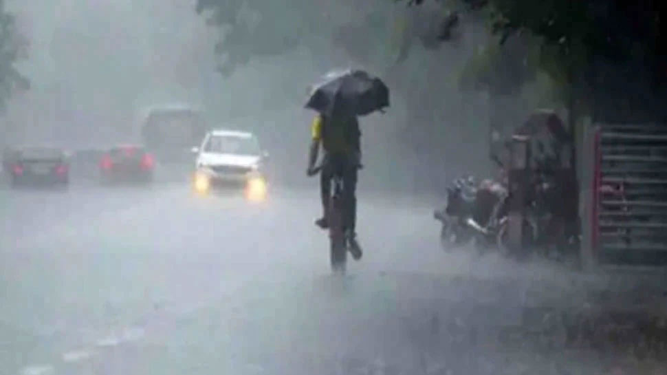 Kerala Weather Report: സംസ്ഥാനത്ത് ഇന്നുമുതൽ മഴ കുറഞ്ഞേക്കും; 3 ജില്ലകളിൽ യെല്ലോ അലർട്ട്! Kerala Weather Report: സംസ്ഥാനത്ത് ഇന്നുമുതൽ മഴ കുറഞ്ഞേക്കും; 3 ജില്ലകളിൽ യെല്ലോ അലർട്ട്!