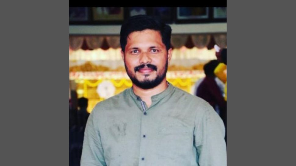 Yuvamorcha worker murder: മംഗളൂരുവിൽ യുവമോർച്ച പ്രാദേശിക നേതാവിനെ ബൈക്കിലെത്തിയ സംഘം വെട്ടിക്കൊന്നു Yuvamorcha worker murder: മംഗളൂരുവിൽ യുവമോർച്ച പ്രാദേശിക നേതാവിനെ ബൈക്കിലെത്തിയ സംഘം വെട്ടിക്കൊന്നു