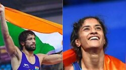 ഇന്ത്യക്ക് വീണ്ടും അഭിമാന നിമിഷം; ​ഗുസ്തിയിൽ സ്വർണം നേടി രവികുമാറും വിനേഷും നവീനും