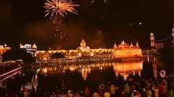 Gurunanak Jayanti 2022:  സ്വര്‍ണപ്രഭയില്‍ തിളങ്ങി സുവര്‍ണ്ണ ക്ഷേത്രം