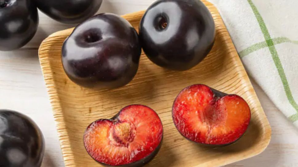 Plum Health Benefits Seven Unbelievable Reasons To Add Aloo Bukhara To