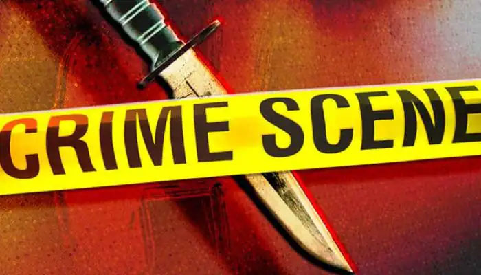 Crime News: തൃശൂരിൽ അച്ഛനെയും മകനെയും അയൽവാസി കുത്തിക്കൊന്നു; പ്രതി കസ്റ്റഡിയിൽ Crime News: തൃശൂരിൽ അച്ഛനെയും മകനെയും അയൽവാസി കുത്തിക്കൊന്നു; പ്രതി കസ്റ്റഡിയിൽ