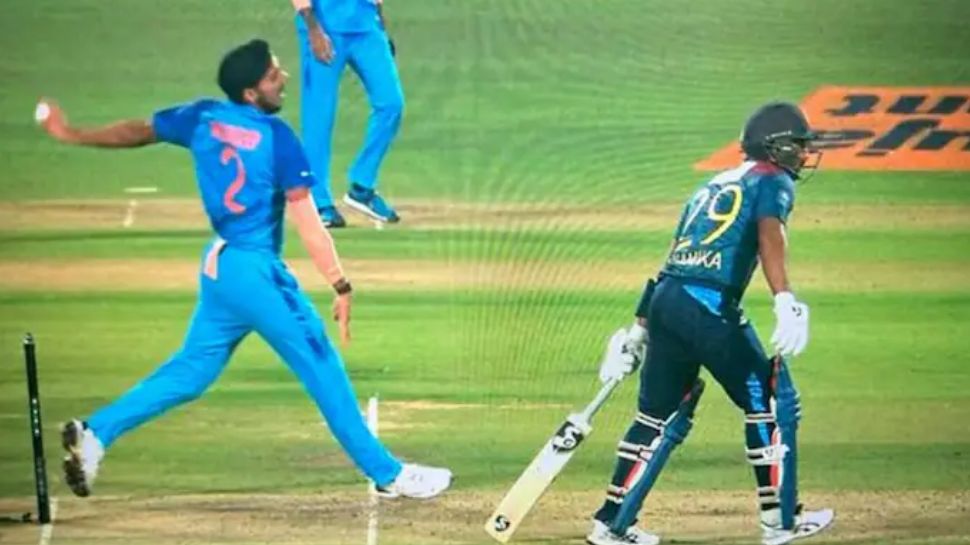 IND VS SL Arshdeep Singh No Ball Ex Indian Cricketers Slams Left Arm Pacer Should Not Be Playing an International Game |  IND vs SL : Five no-balls in one match;  Former Indian players against Arshdeep Singh