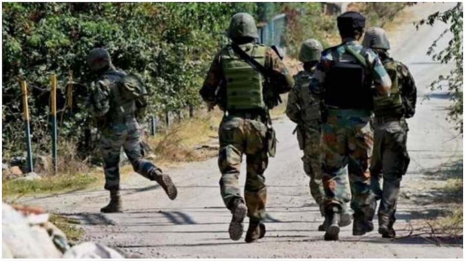 Jammu and Kashmir: ജമ്മു കശ്മീരിൽ ഭീകരരും സുരക്ഷാ സേനയും തമ്മിൽ ഏറ്റുമുട്ടൽ 