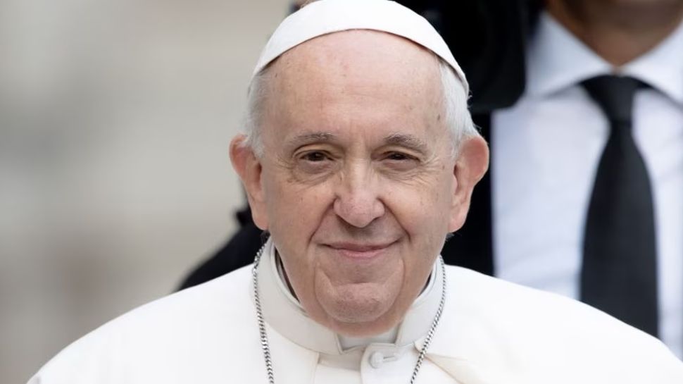 Pope Francis: ശ്വാസകോശത്തിലെ അണുബാധയെ തുടർന്ന് ഫ്രാൻസിസ് മാർപ്പാപ്പയെ ആശുപത്രിയിൽ പ്രവേശിപ്പിച്ചു