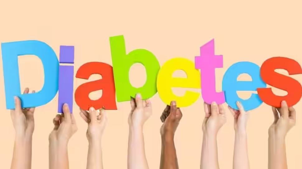 Diabetes Control Tips: രക്തത്തിലെ പഞ്ചസാരയുടെ അളവ് കൃത്യമായി നിലനിർത്തുന്നത് പ്രധാനം; വേനൽക്കാലത്ത് ശ്രദ്ധിക്കേണ്ട കാര്യങ്ങൾ Diabetes Control Tips: രക്തത്തിലെ പഞ്ചസാരയുടെ അളവ് കൃത്യമായി നിലനിർത്തുന്നത് പ്രധാനം; വേനൽക്കാലത്ത് ശ്രദ്ധിക്കേണ്ട കാര്യങ്ങൾ