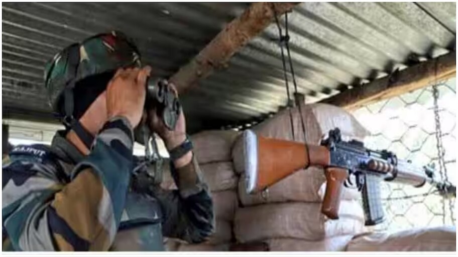 Encounter in J&K: കശ്മീരില്‍ വീണ്ടും ഏറ്റുമുട്ടല്‍; ഭീകരരുടെ നുഴഞ്ഞുകയറ്റ ശ്രമം പൊളിച്ചടുക്കി ഇന്ത്യന്‍ സൈന്യം 