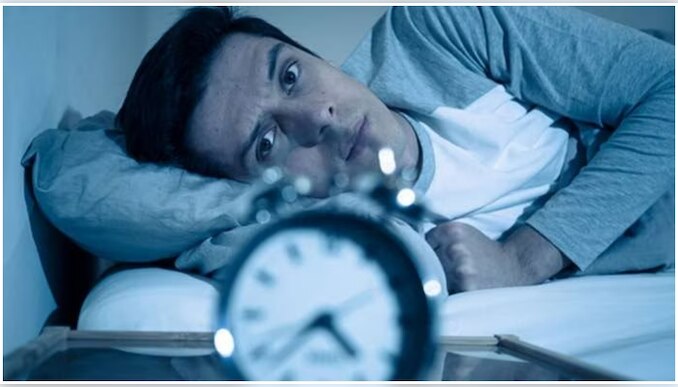 Sleeping tips: എത്ര ശ്രമിച്ചിട്ടും രാത്രിയിൽ ഉറക്കം വരുന്നില്ലേ? ഇക്കാര്യങ്ങൾ പരീക്ഷിക്കൂ, 10 മിനിറ്റിൽ ഉറങ്ങും! 