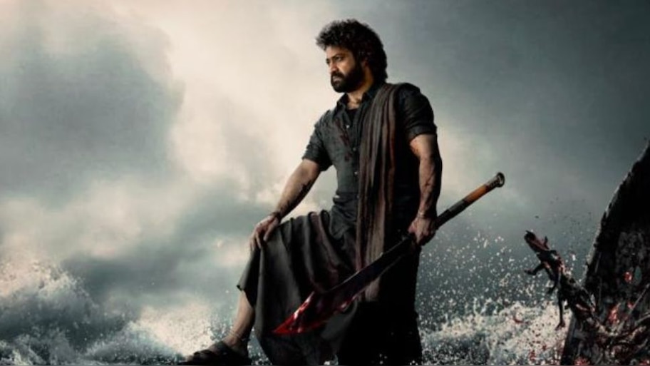 Devara: ജൂനിയർ എൻടിആറിന്റെ പുതിയ ചിത്രം 'ദേവര'; ഫസ്റ്റ് ലുക്ക്‌ പോസ്റ്റർ പുറത്ത് വിട്ടു