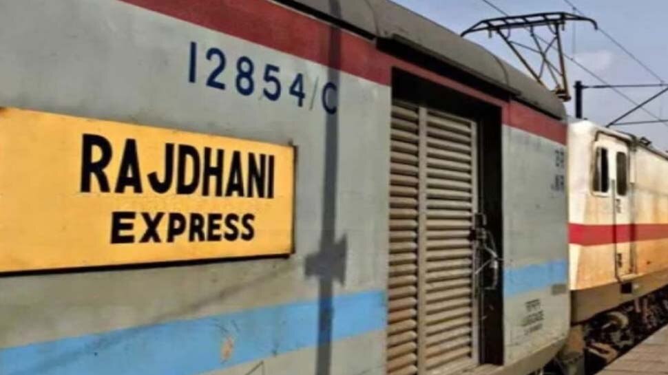 Indian Railways Update: രാജധാനി, ശതാബ്ദി ട്രെയിനുകളില്‍ യാത്ര ചെയ്യുന്നവർക്ക് ലോട്ടറി!! ഇനി ലഭിക്കുക 5 സ്റ്റാര്‍ സൗകര്യങ്ങള്‍ 