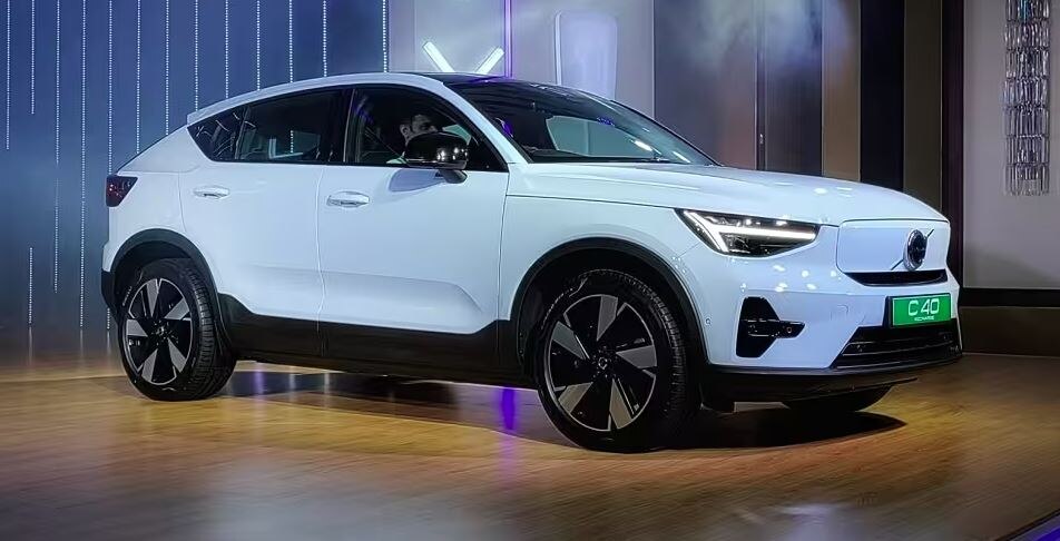 Volvo C40 Recharge Electric Coupe SUV Unveiled In India Design Cabin ...