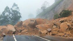 മൂന്നാർ ഗ്യാപ് റോഡിൽ വീണ്ടും മണ്ണിടിച്ചിൽ