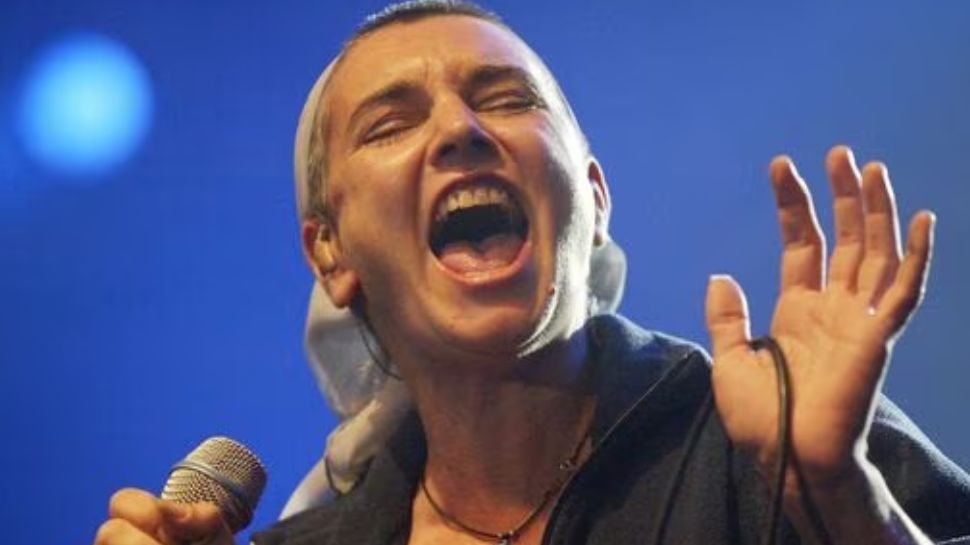 Sinead O'Connor Gifted and provocative irish singer died at 56 l Irish
