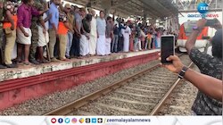 വന്ദേ ഭാരതിന് തിരൂരിൽ ഉജ്വല വരവേൽപ്പ്