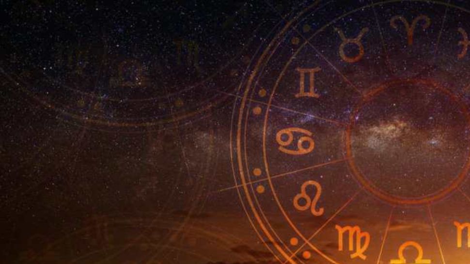 Malayalam Astrology: ശനിയുടെ രാശി മാറ്റം, 12 രാശികളുടെയും ഫലം ഇങ്ങനെ Malayalam Astrology: ശനിയുടെ രാശി മാറ്റം, 12 രാശികളുടെയും ഫലം ഇങ്ങനെ