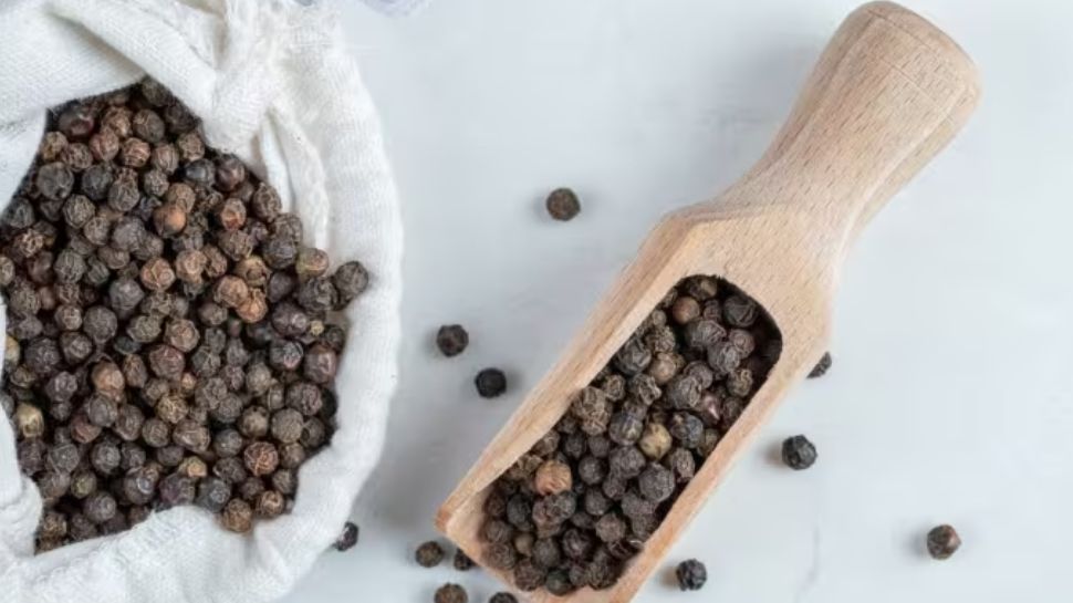 Weight Loss With Black Pepper Health Benefits Of Black Pepper Black
