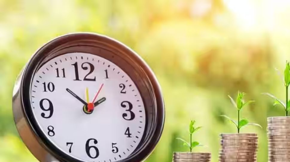 Fixed Deposit Interest: 9.50 ശതമാനം വരെ പലിശ; മുതിർന്ന പൗരന്മാർക്ക് സ്ഥിര നിക്ഷേപങ്ങൾക്ക് ബെസ്റ്റ് സ്മോൾ ഫിനാൻസ് ബാങ്കുകൾ തന്നെ