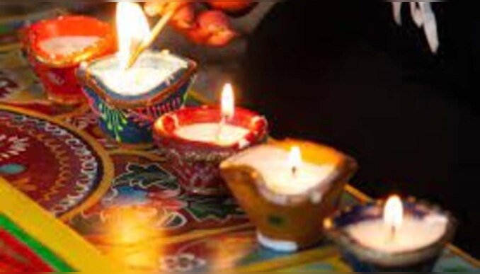 Narak Chaturdashi 2023: നരക ചതുർദശിയുടെ പ്രാധാന്യം എന്താണ്? വിളക്കുകൾ കൊളുത്തുമ്പോള്‍ ശ്രദ്ധിക്കേണ്ട കാര്യങ്ങള്‍ 