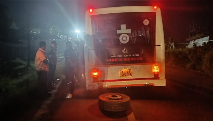 Accident: ശബരിമല ഡ്യൂട്ടിക്ക് ജീവനക്കാരുമായി പോയ ഫയർഫോഴ്‌സ് വാഹനത്തിന്റെ ടയറുകൾ ഊരിത്തെറിച്ചു